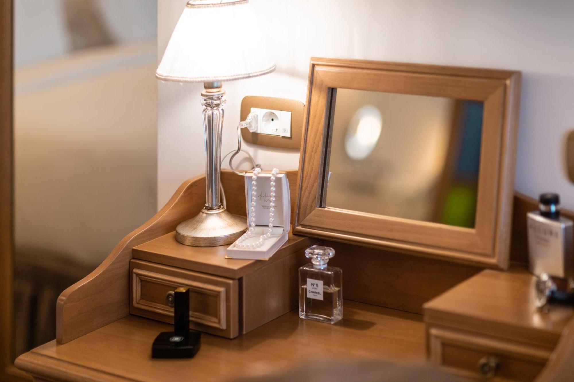 Legacy Gastro Suites Heraklion  Ngoại thất bức ảnh